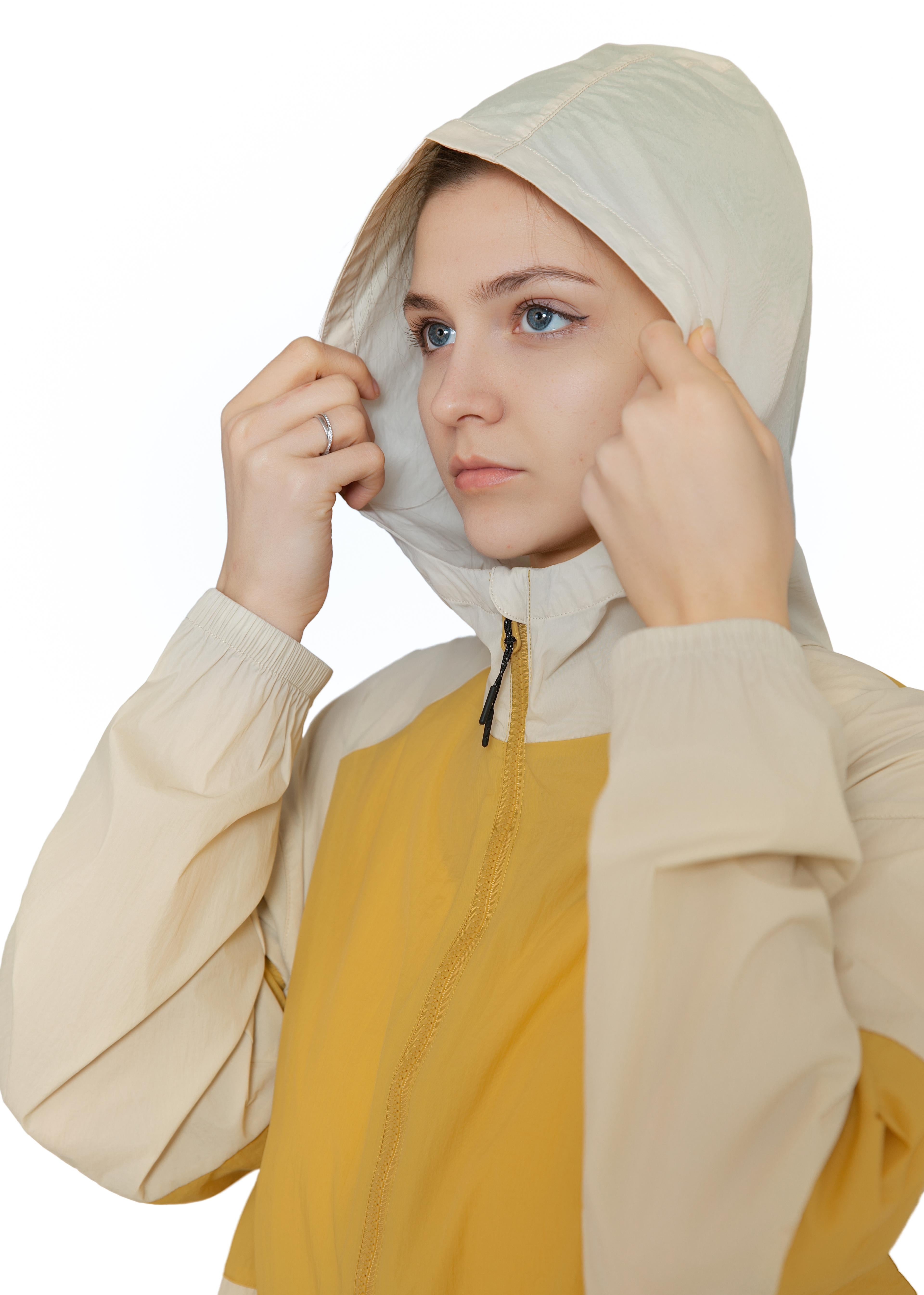 MERIDIANA Women's Lightweight Packable Jacket, UPF 50+ Sun & Water Resistant Windbreaker with Hood, Stain &Dog Hair Repellent