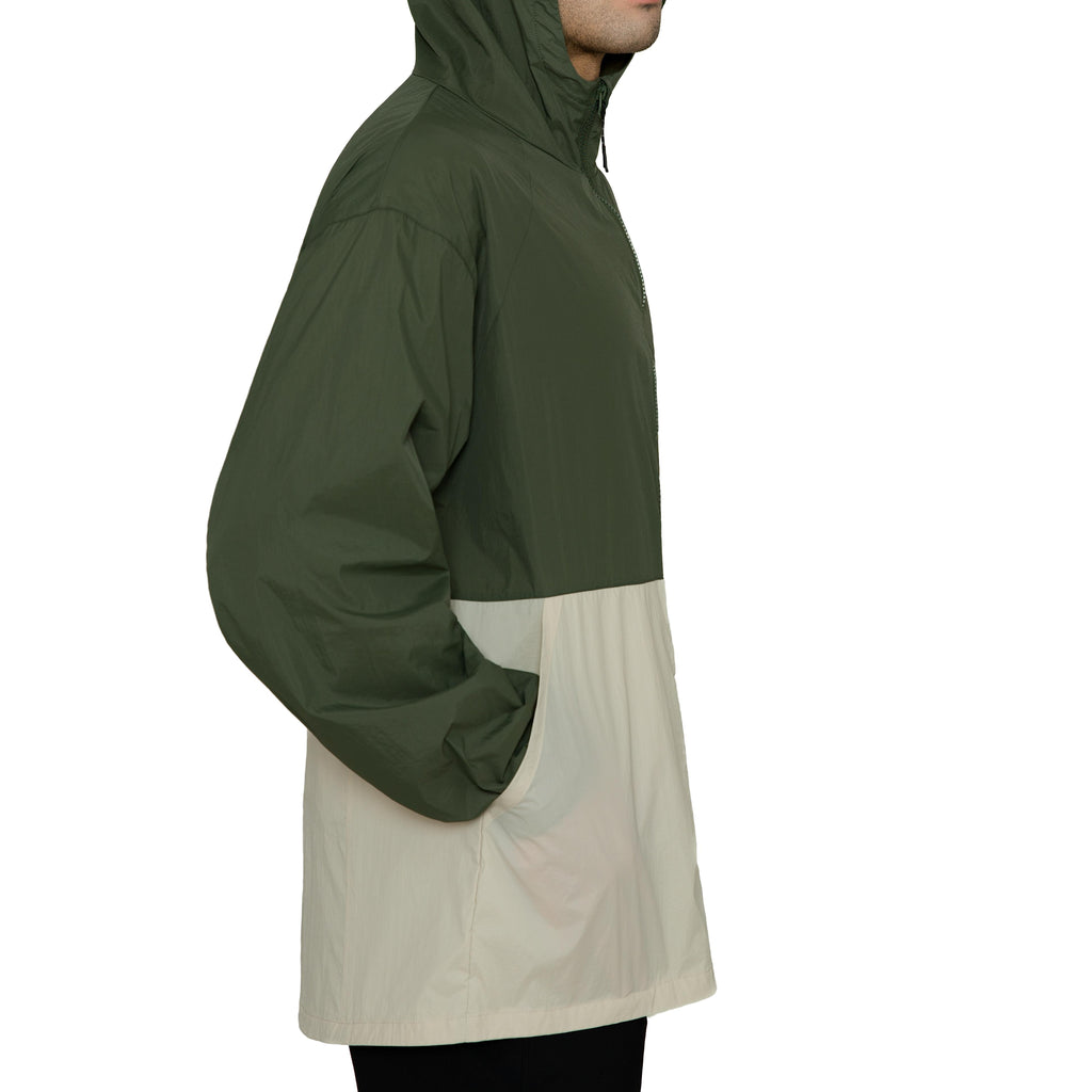 MERIDIANO Men's Lightweight Packable Jacket, UPF 50+ Sun & Water Resistant Windbreaker with Hood, Stain & Dog Hair Repellent